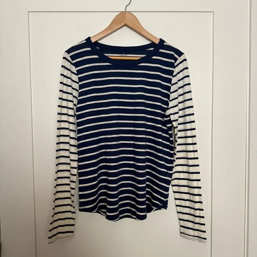 Madewell Tee Top Womens Sz M White Blue Long Sleeve Contrasting Stripe NWT